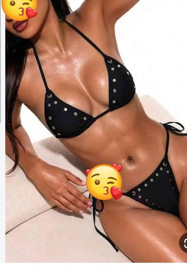 בחורה מקצוענית ומפנקת בת ים