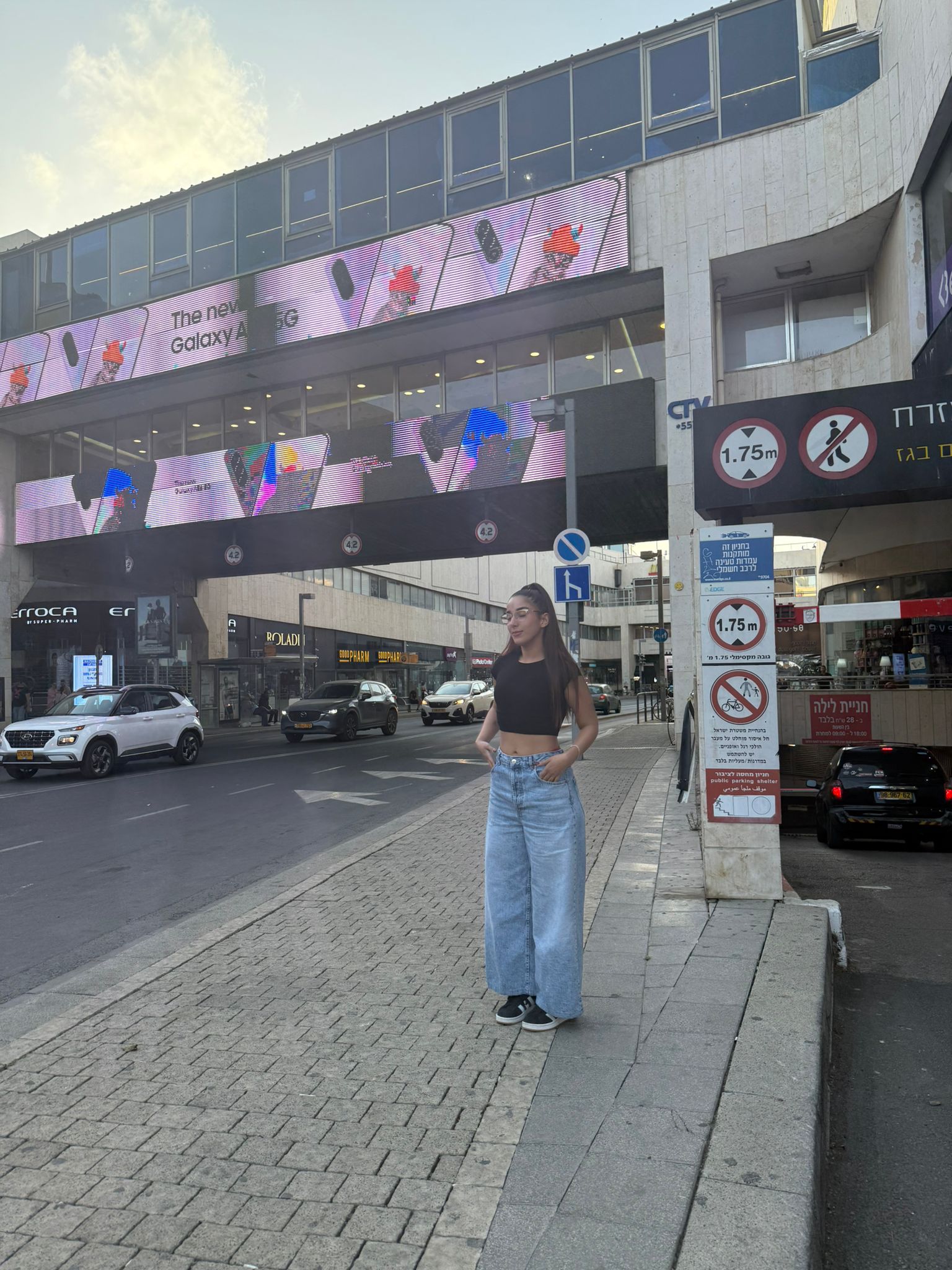 בצפון ישראל • 100% תמונות אמיתיות • חייכנית • מוניקה