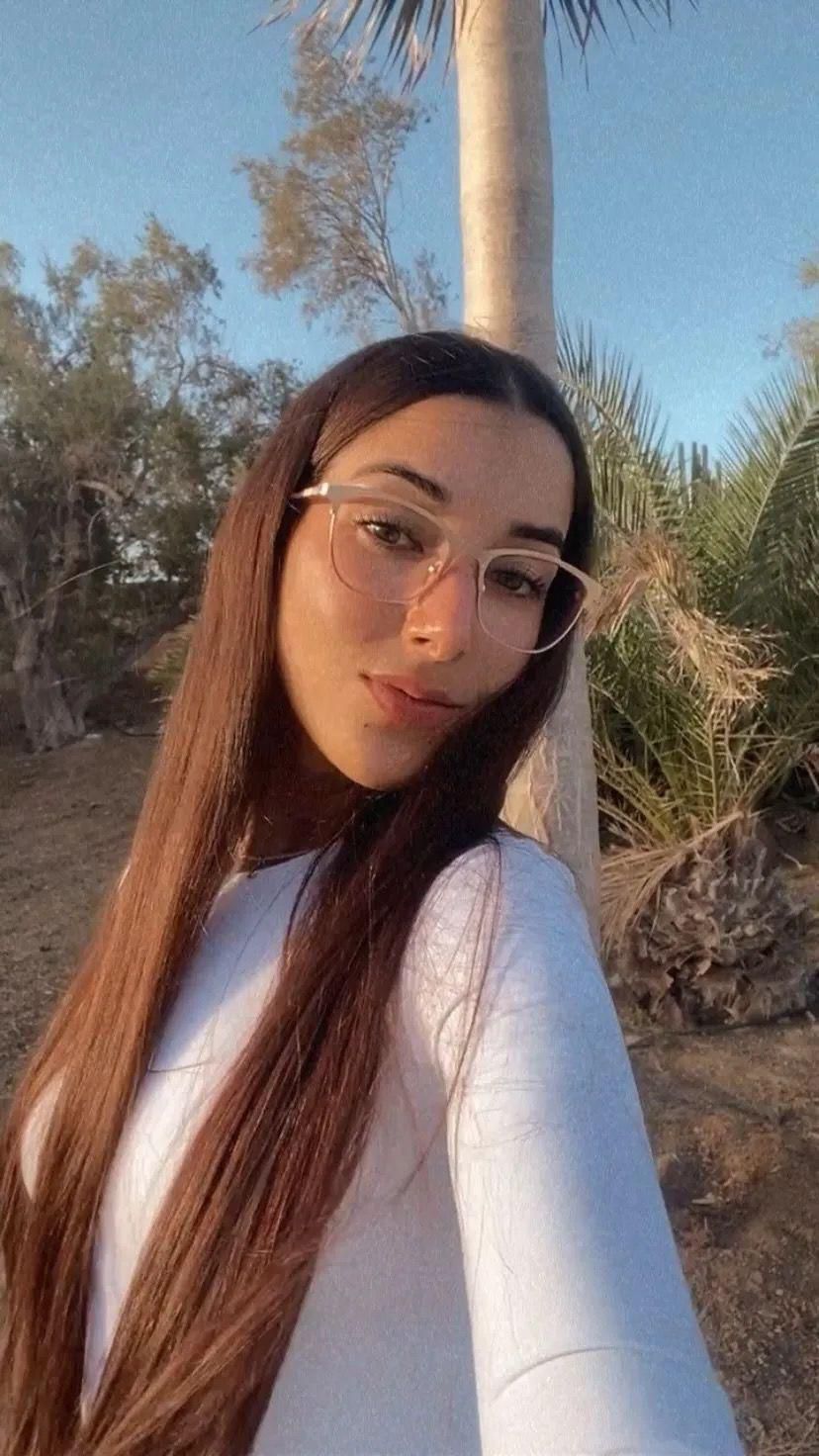 בצפון ישראל • 100% תמונות אמיתיות • חייכנית • מוניקה