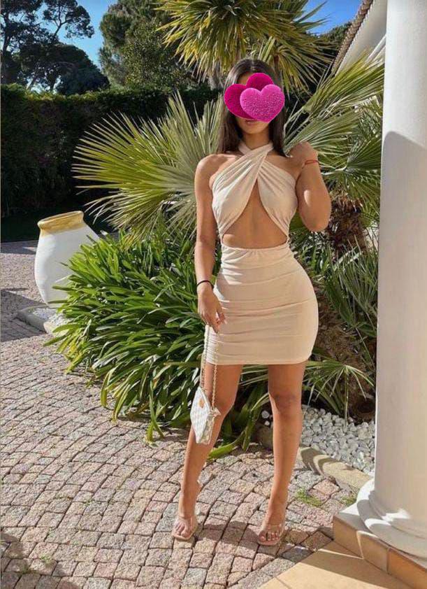 פתח תקווה – בחורות משגעות